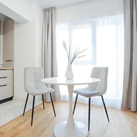 Himson-Blue Apartament Iasi Eksteriør billede