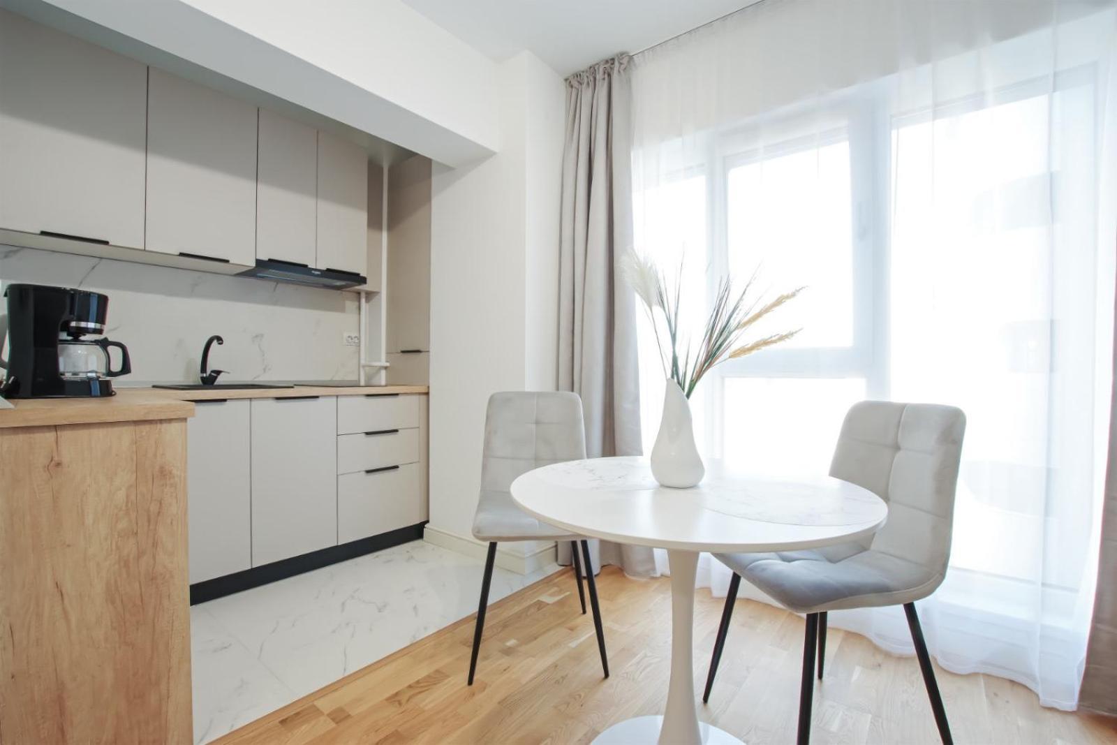 Himson-Blue Apartament Iasi Eksteriør billede